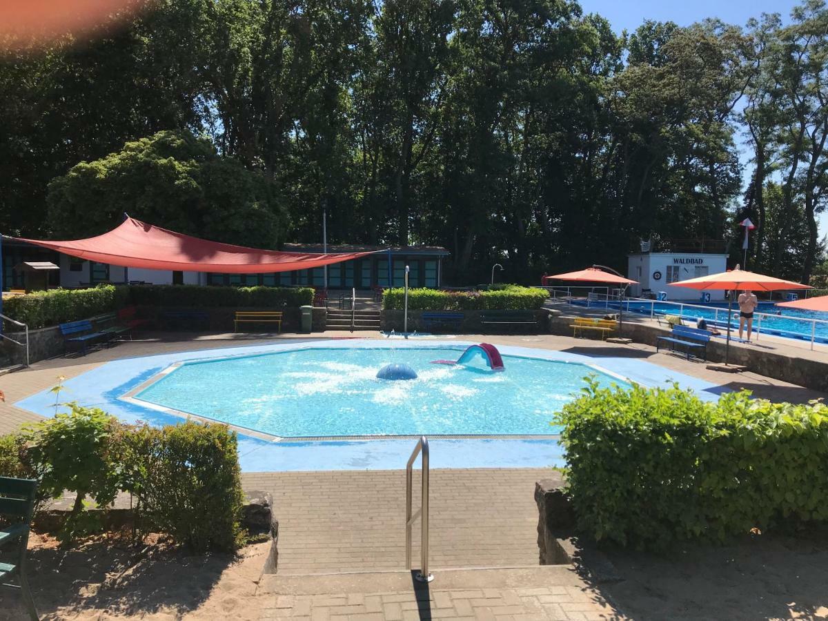 Seehausen  Pension Am Waldbad מראה חיצוני תמונה